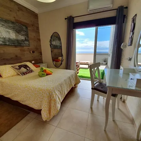 Апартаменты Playa Chica 1