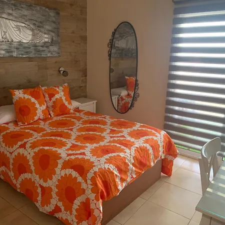 Playa Chica 1 Апартаменты Санта-Крус-де-Тенерифе
